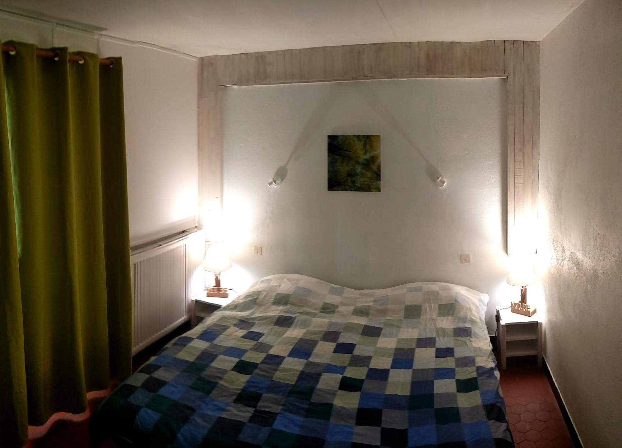 Le Pourquoi Pas Hostel Saint-Lary-Soulan Phòng bức ảnh