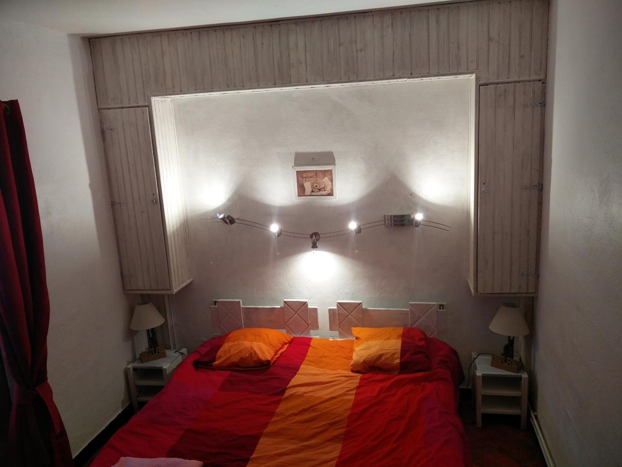 Le Pourquoi Pas Hostel Saint-Lary-Soulan Phòng bức ảnh