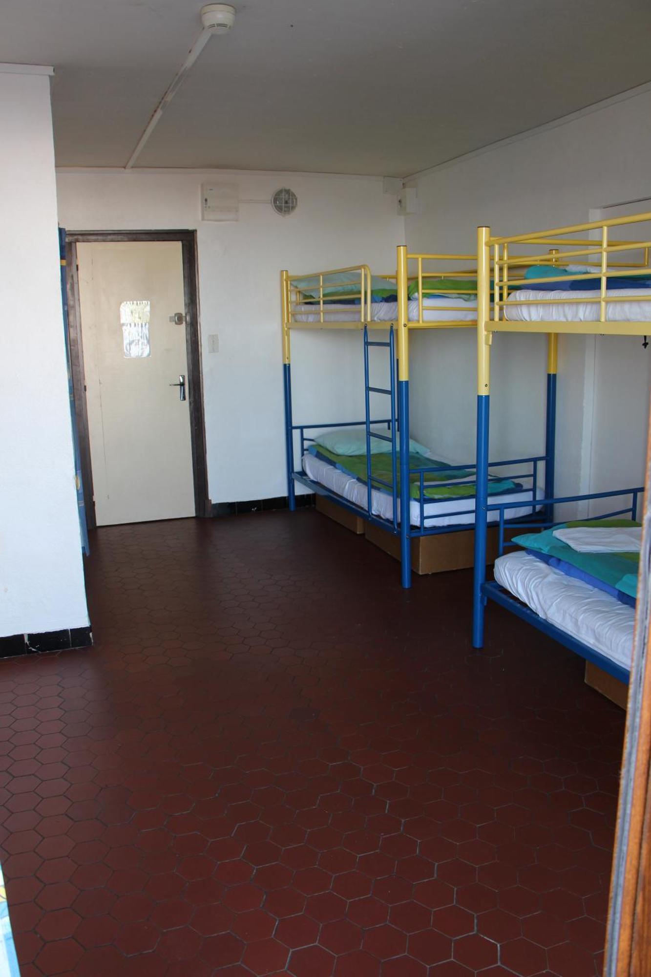 Le Pourquoi Pas Hostel Saint-Lary-Soulan Ngoại thất bức ảnh