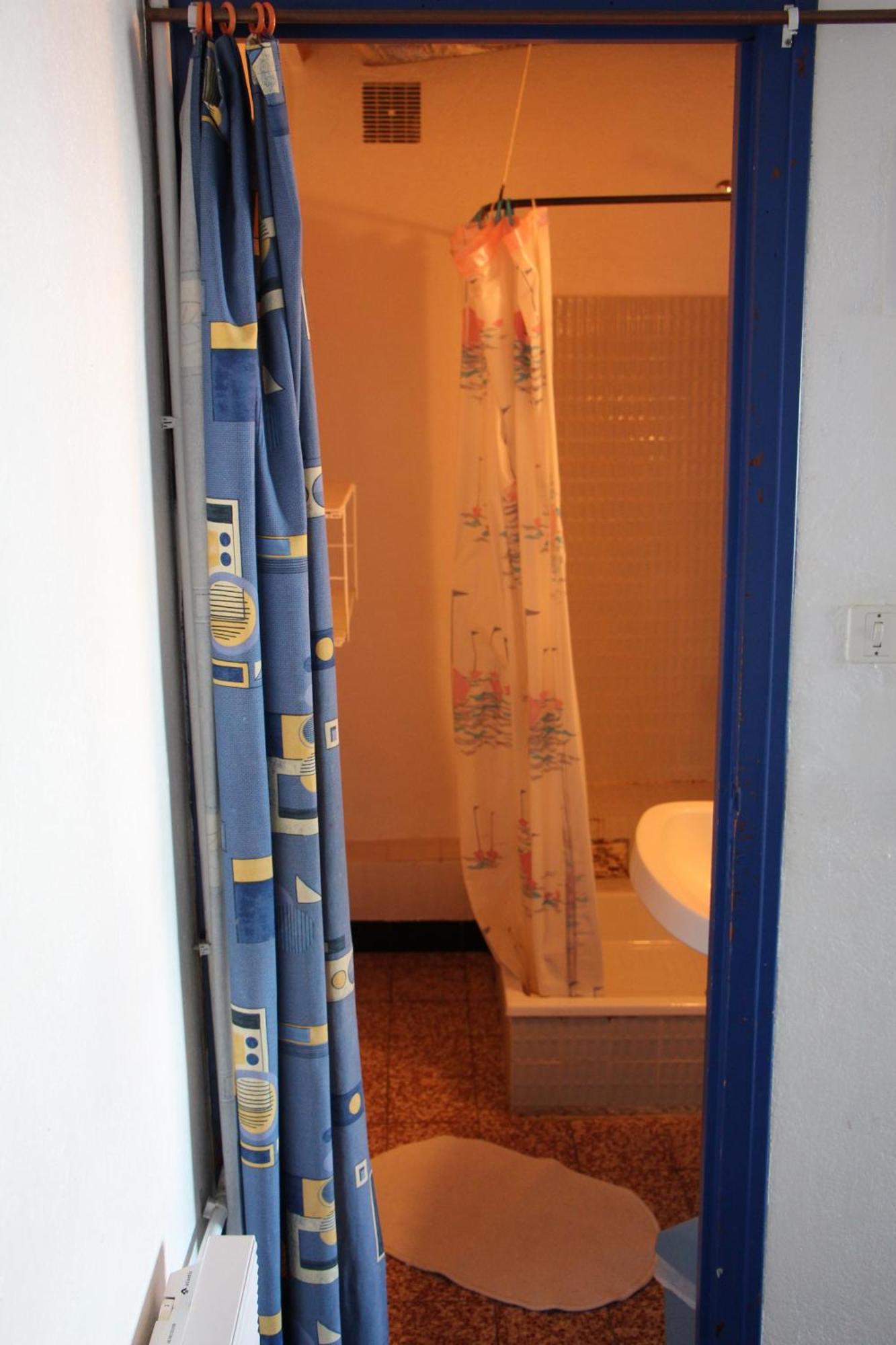 Le Pourquoi Pas Hostel Saint-Lary-Soulan Phòng bức ảnh